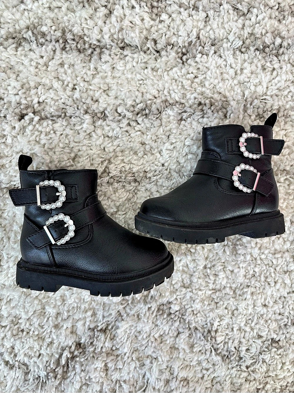 Cat & Jack Girls Black Pearl Buckle Ankle Boots – Size 6